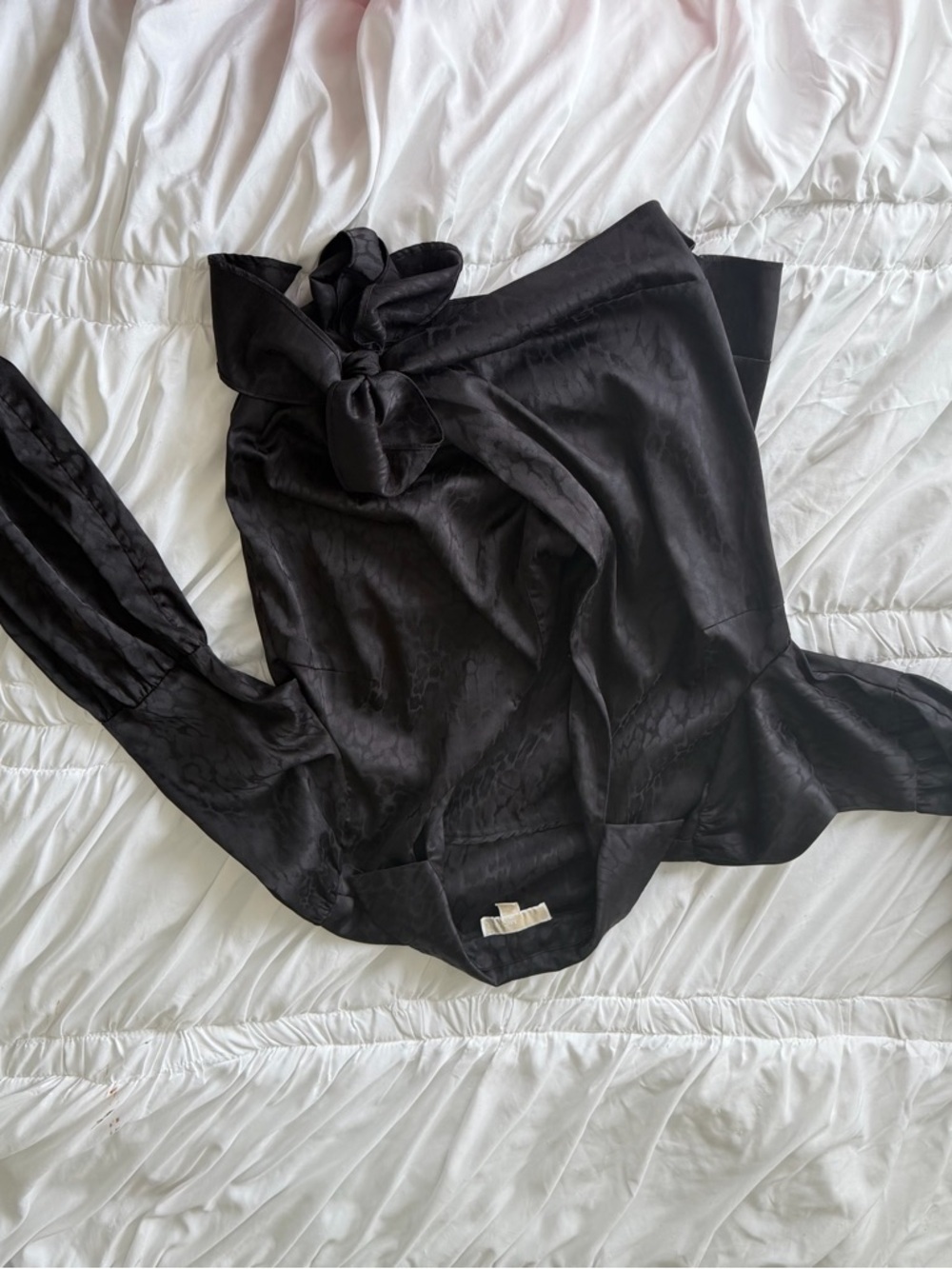MICHAEL Michael Kors Black Satin Wrap Tie Blouse - Picture 6 of 7